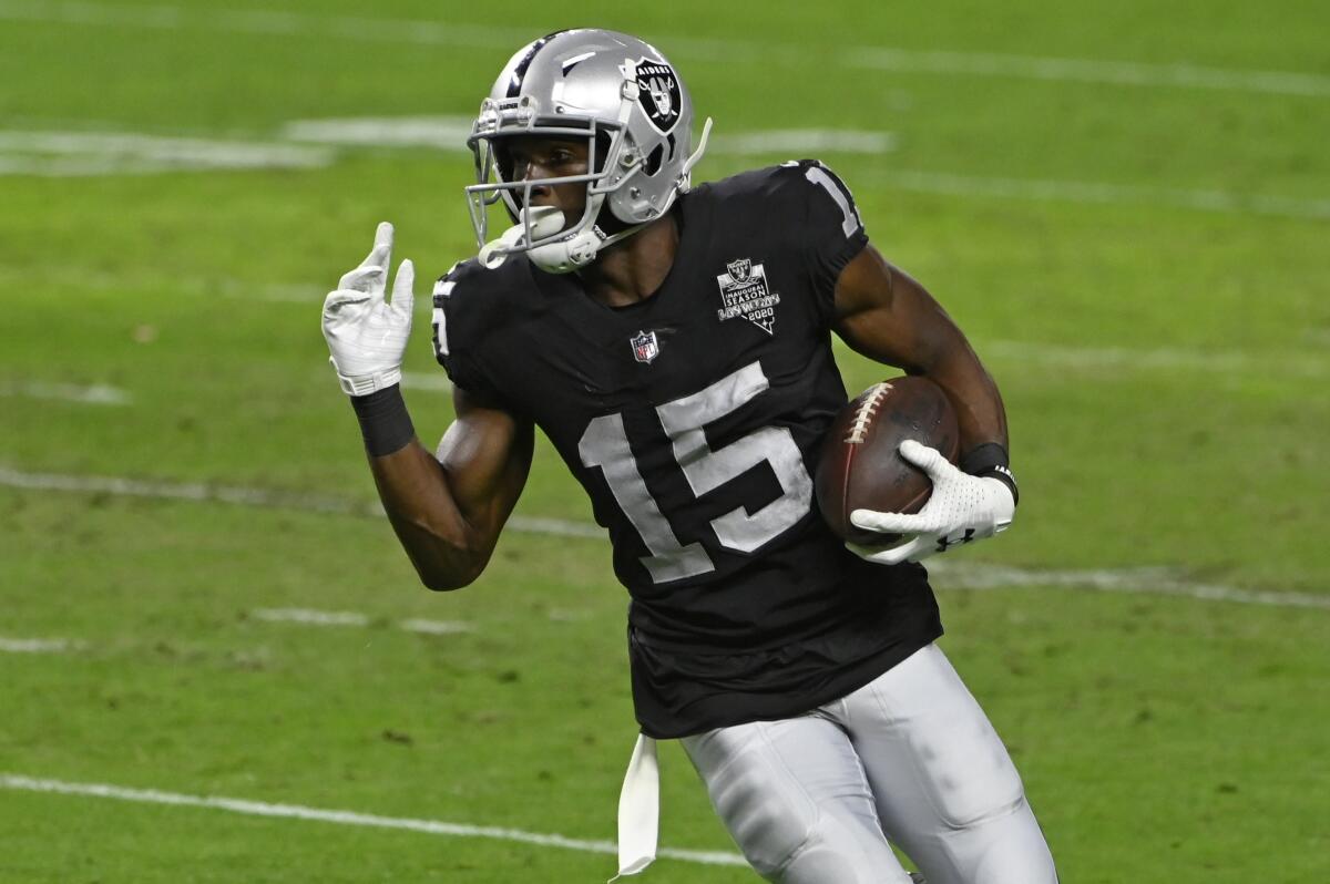 Raiders wide receiver Nelson Agholor runs against the Kansas City Chiefs on Sunday.