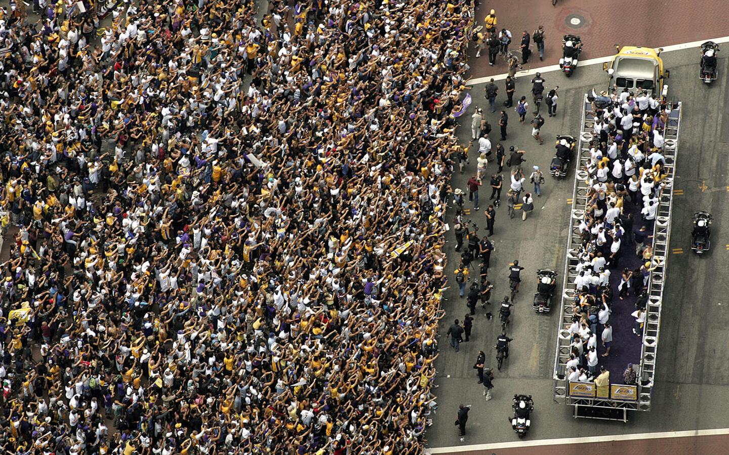 Lakers parade