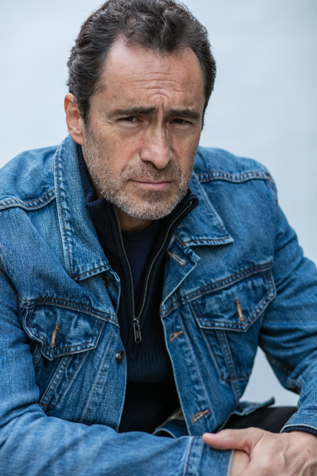  Demián Bichir stars in "The Midnight Sky" and "Land" this awards season. 