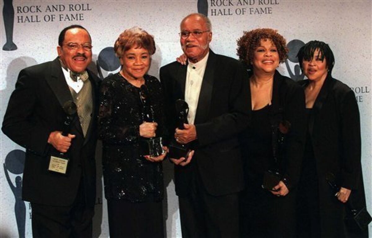The Staples Singers at the 1999 Rock and Roll Hall of Fame induction ceremony.
