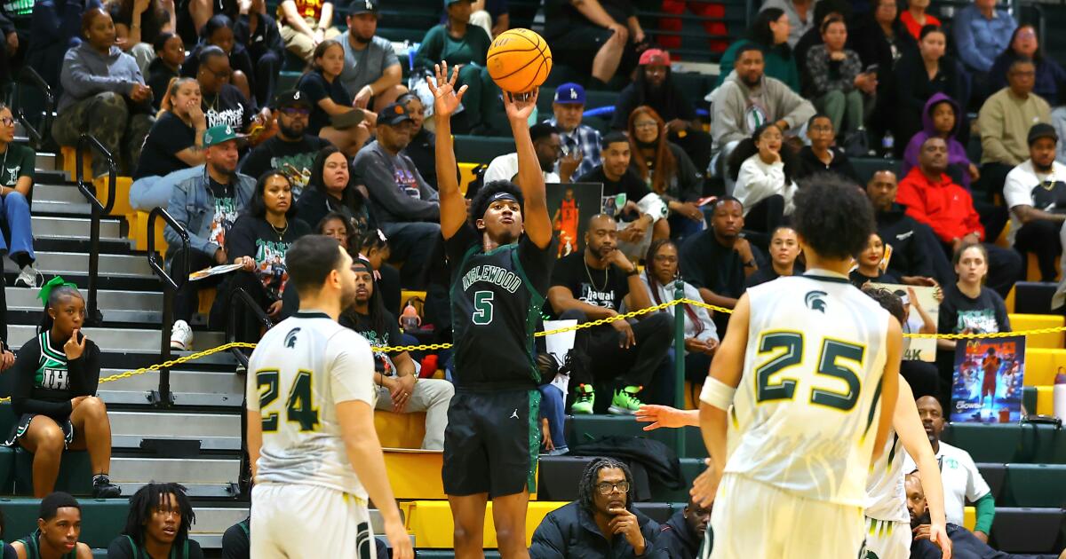 فريق كرة السلة الأولاد النجوم في 2025-26 من ذا تايمز