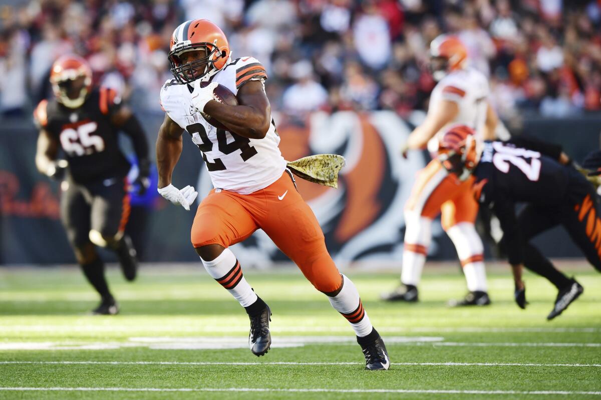 Browns RB Nick Chubb tests positive for COVID-19, could miss Patriots game