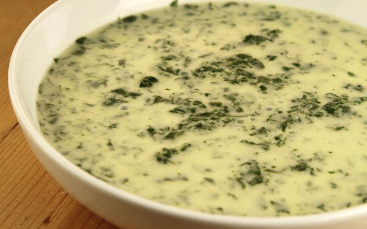 It's a wonderfully simple soup, coming together in only 30 minutes. Recipe: Spinach soup with nutmeg and creme fraiche