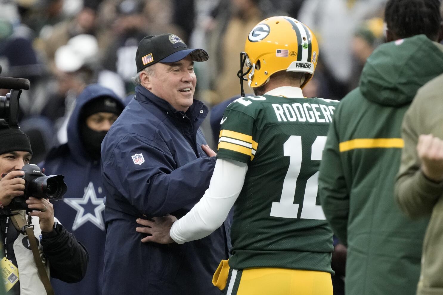 What channel is Green Bay Packers game today vs. Cowboys? (11/13