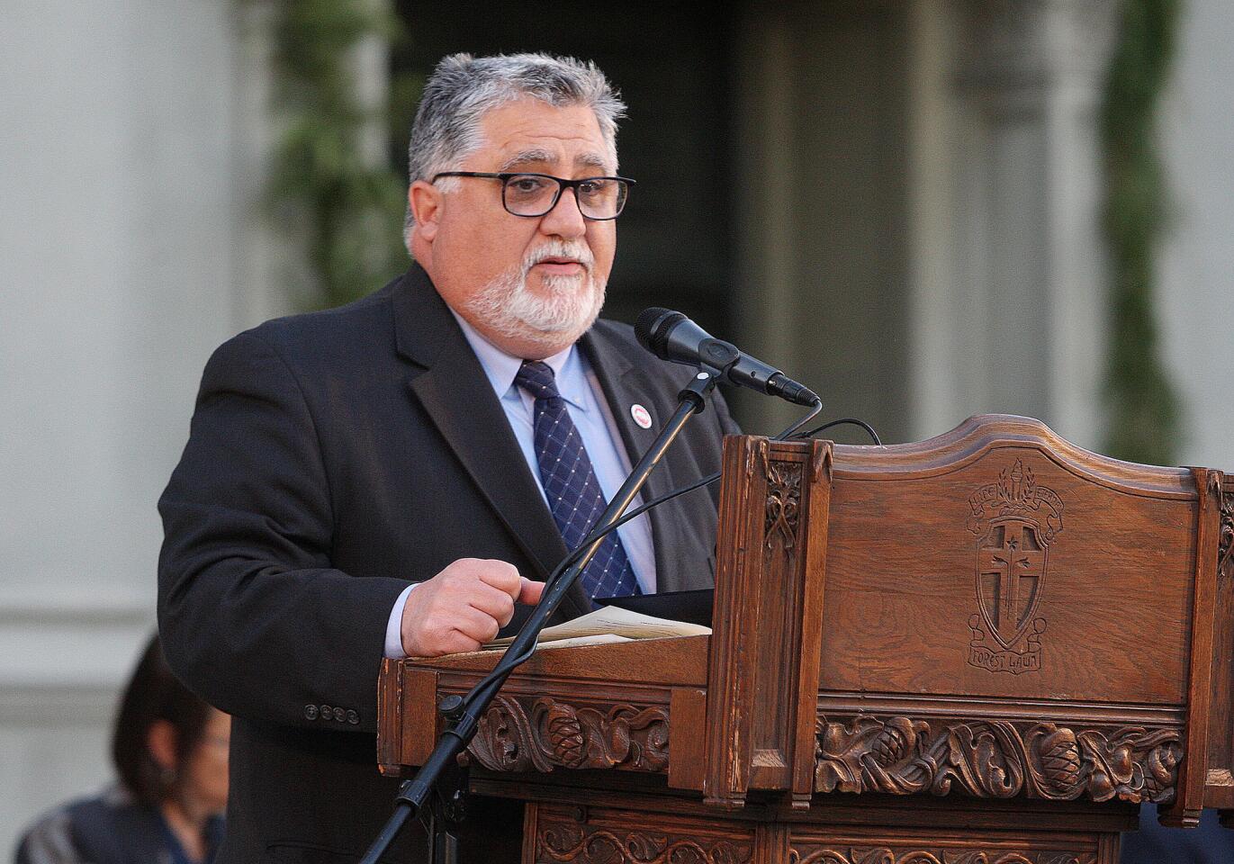 Photo Gallery: Ascencia Homeless Persons' Memorial Service in the Museum Plaza at Forest Lawn Memorial Park