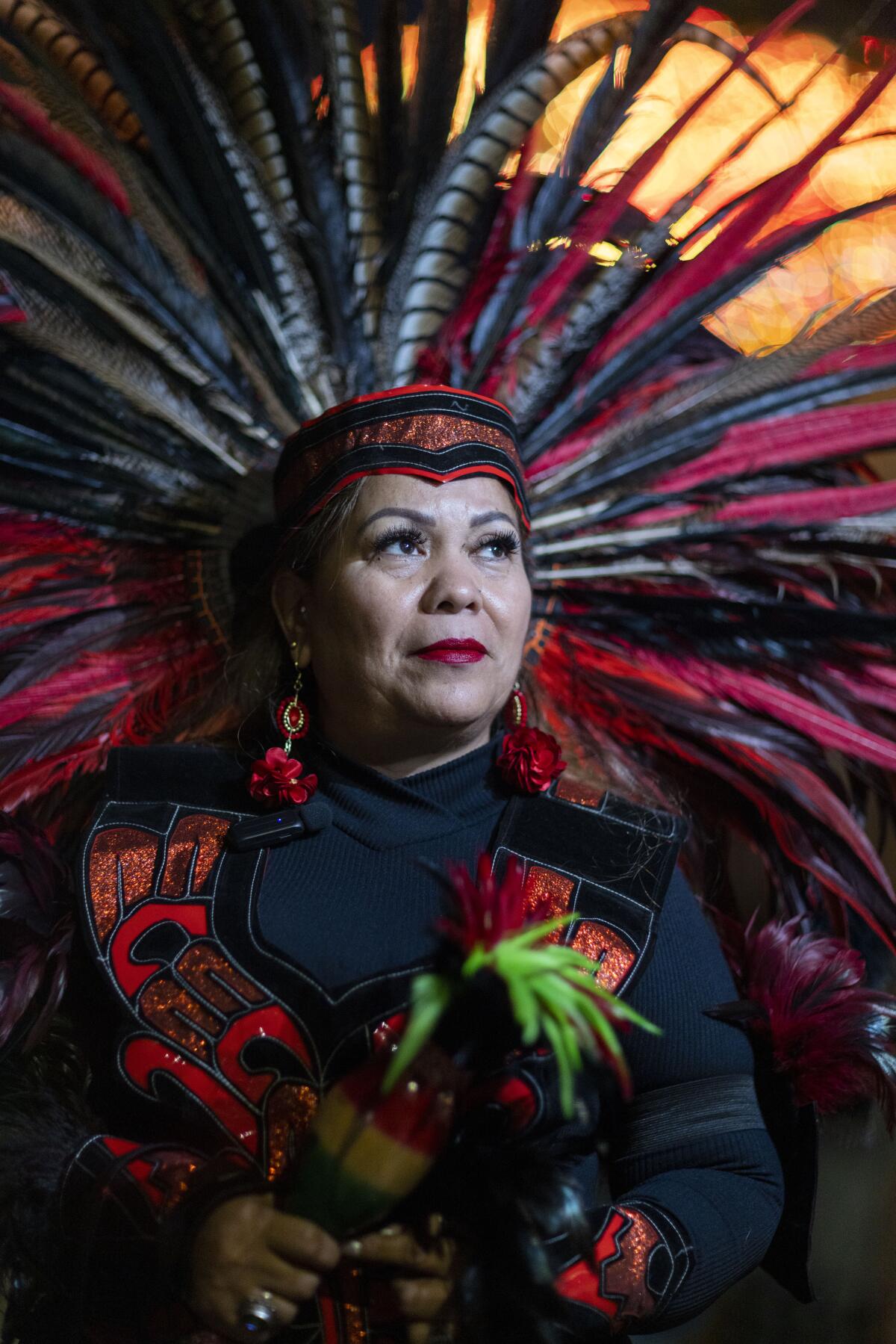 Santa Ana, CA- Ludivina Muñoz, miembro de Danza Guadalupe,