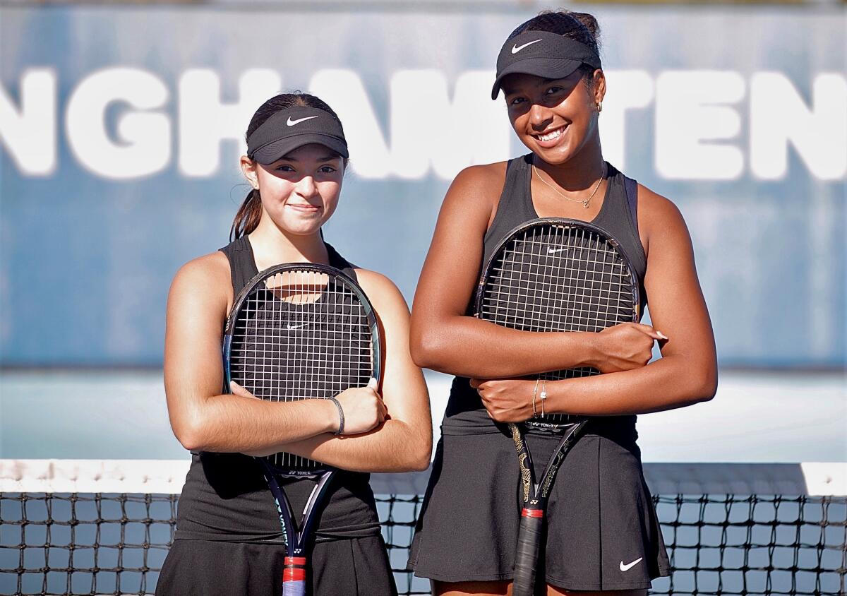 Granada Hills juniors Priscilla Grinner, left, and Georgia Brown pose for a photo.