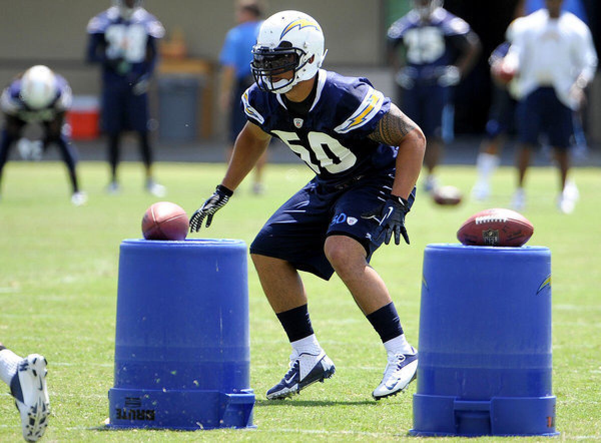 San Diego Chargers linebacker Manti Te'o (50) practices during mini-camp held at the Chargers' facility Tuesday.