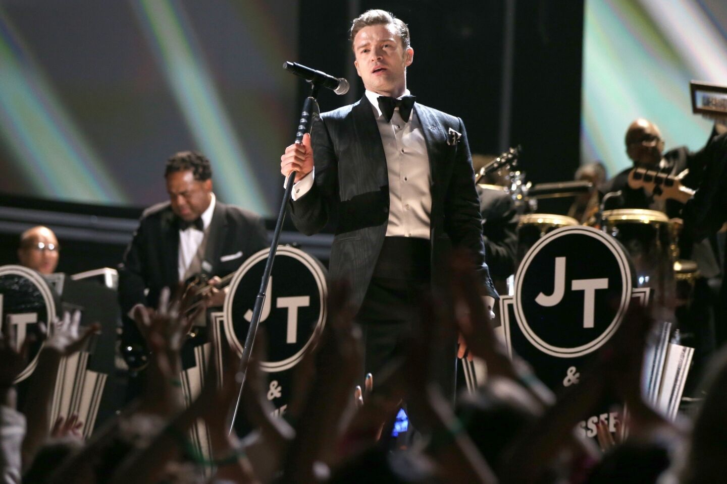 Justin Timberlake is bringin' '40s back