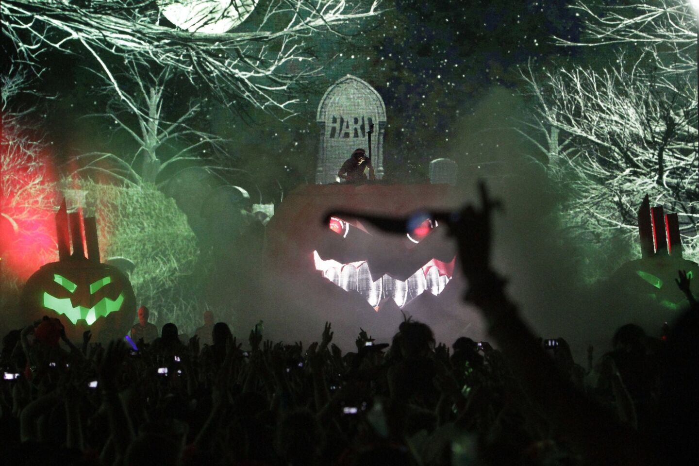 Skrillex, on top of the Halloween pumpkin at the Hard Day of the Dead festival in 2013, has a video out for his new "Ragga Bomb"