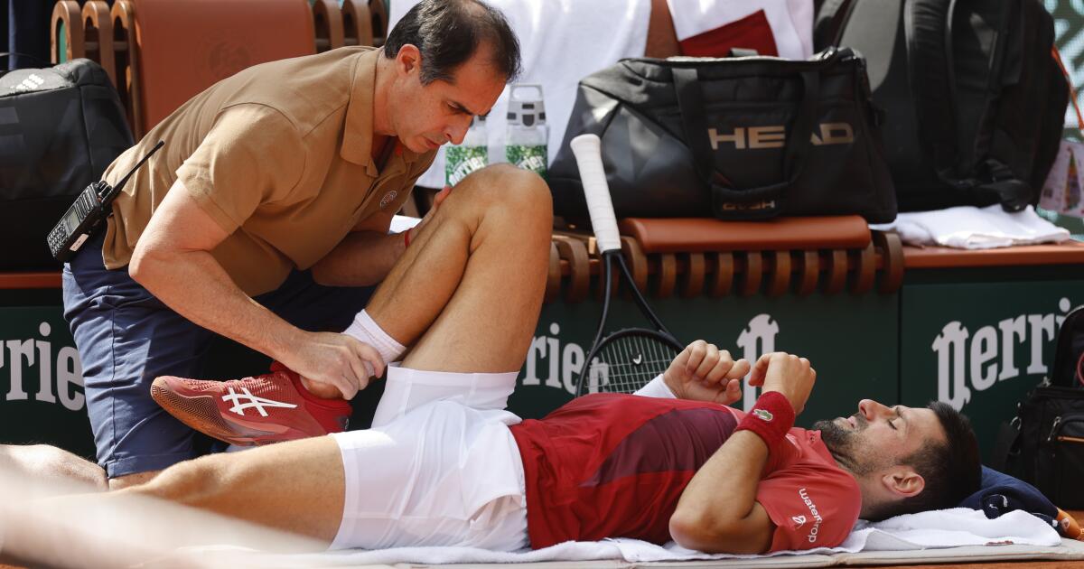 Novak Djokovic withdraws from Roland Garros attributable to proper knee damage