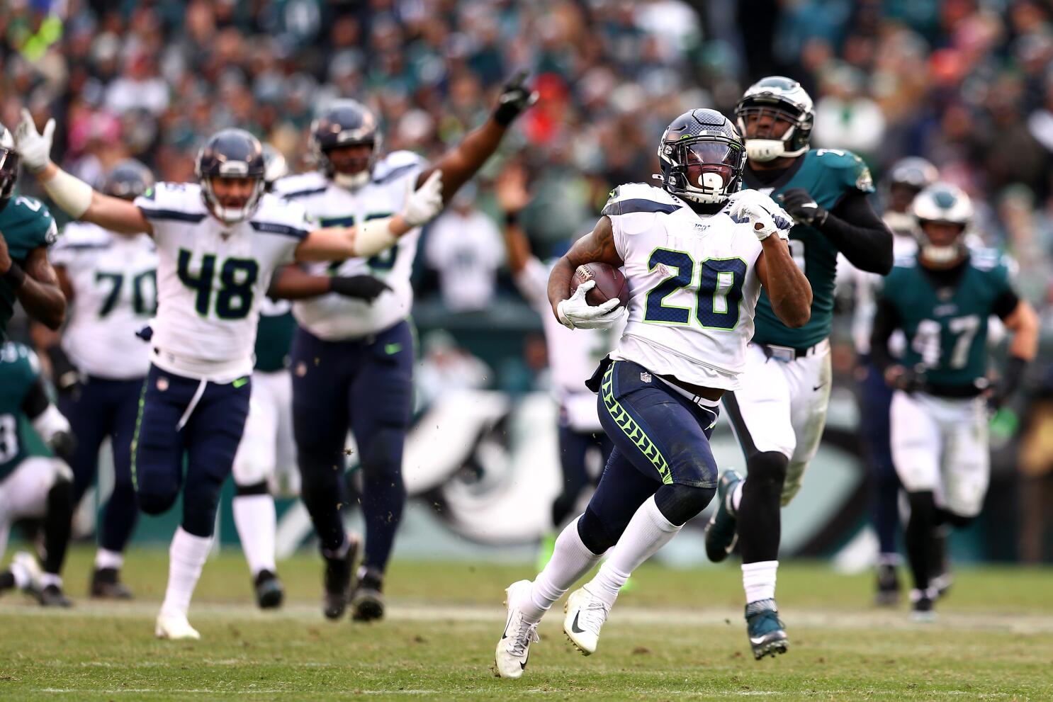 NFL roundup: Dolphins and Seahawks grab final playoff spots as