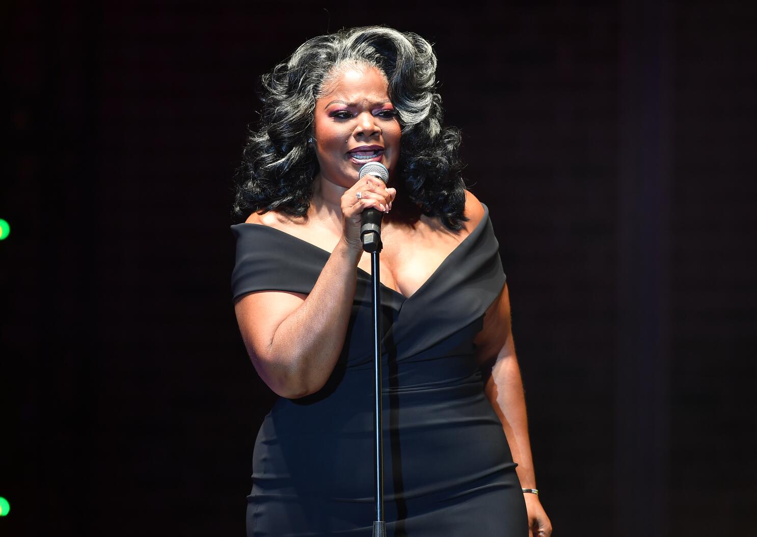Mo'Nique rehashes old grievances against Oprah Winfrey - Los Angeles Times