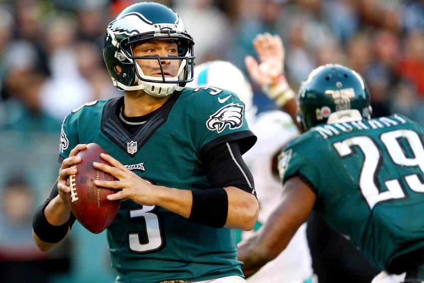 Mark Sanchez, in action against the Dolphins last week, will start at quarterback for the Eagles on Sunday.