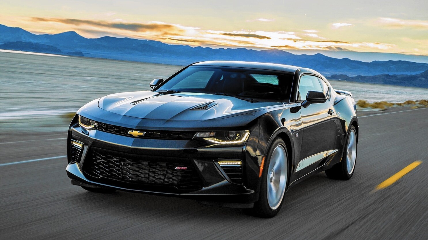 2016 Chevrolet Camaro Turns Up The Heat During A Drive To Death Valley Los Angeles Times