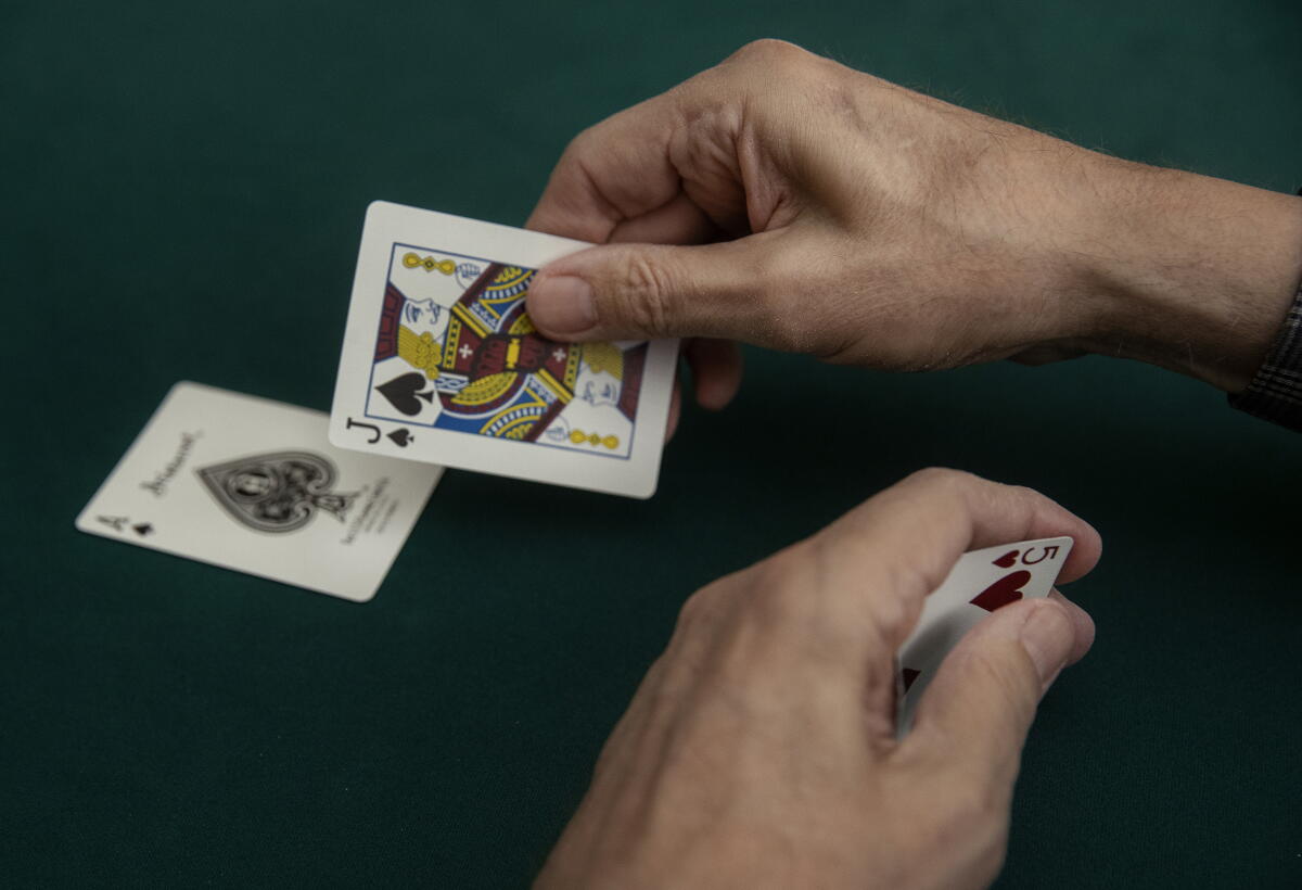 Muck Card The world's greatest cardsharp reveals all - Los Angeles Times