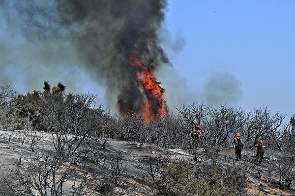 la-me-cajon-pass-fire09-lqyqjdnc