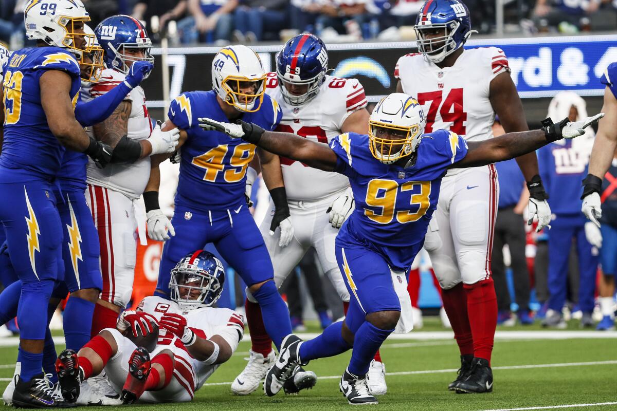 Chargers take care of Giants with huge game ahead vs. Chiefs - Los