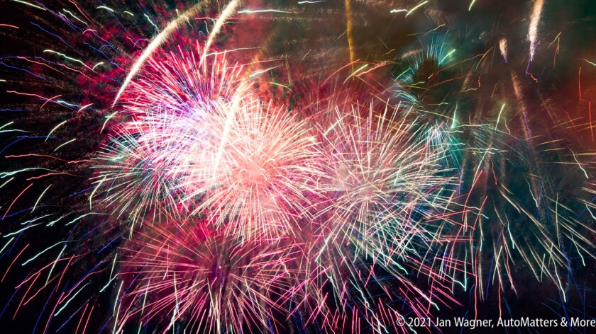 “Ignite Fireworks” at SeaWorld San Diego