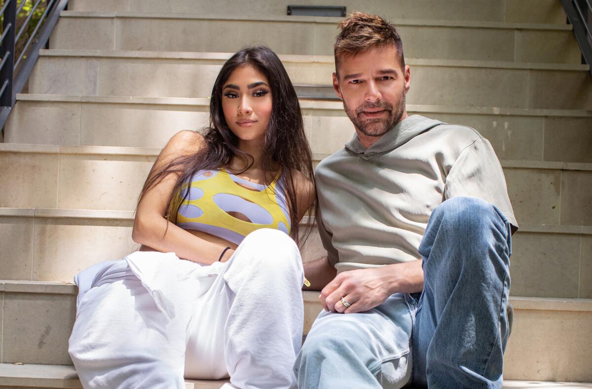 Ricky Martin y Paloma Mami lanzan una colaboración titulada ' Que rico fuera'.