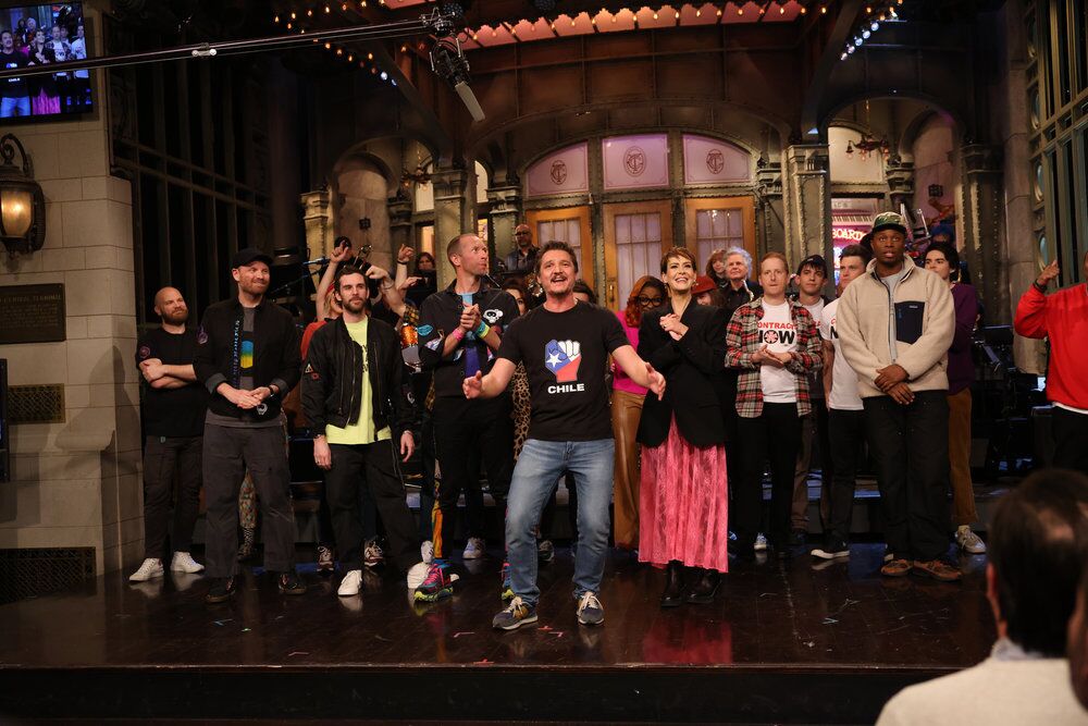 ‘Saturday Night Live’ crew ratifies first-ever contract after threats to strike