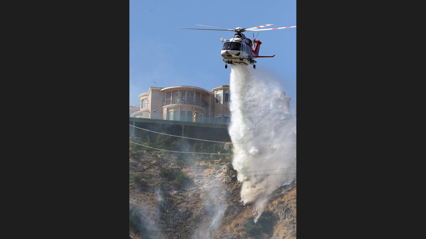 Photo Gallery: Brush fire above Hamline Place in Burbank foothills