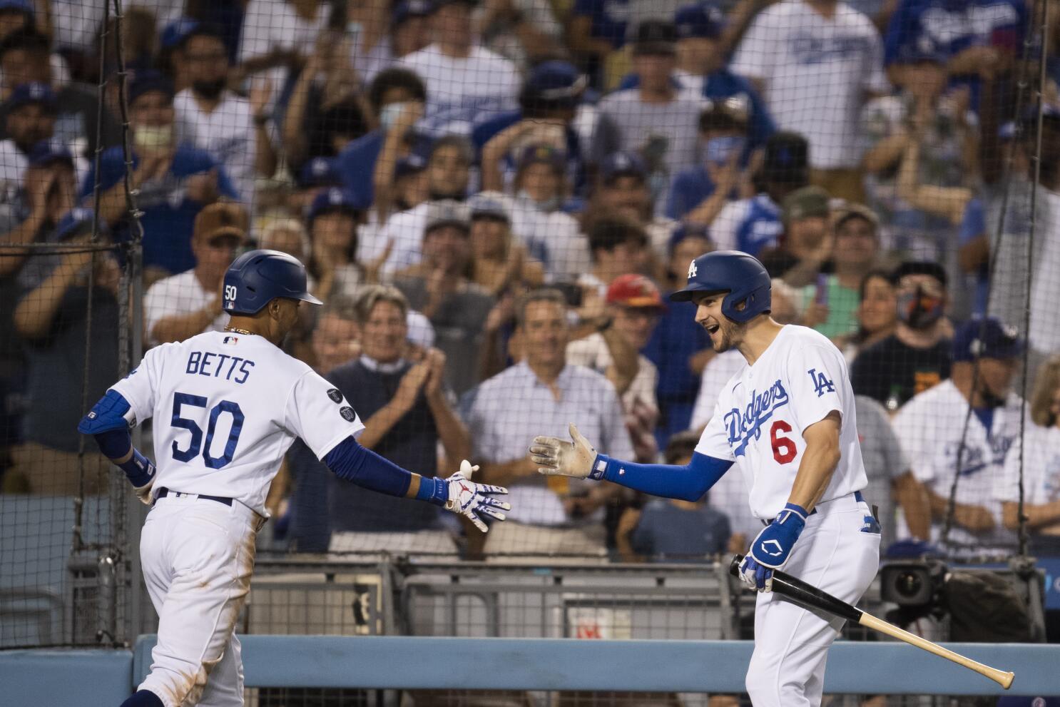 Dodgers' Mookie Betts ties MLB homer record vs. Padres 