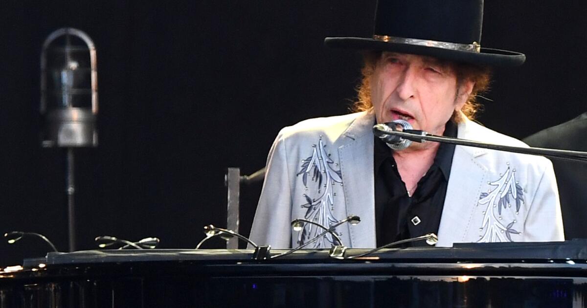 Bob Dylan's bonkers, misogynistic 'Philosophy of Modern Song