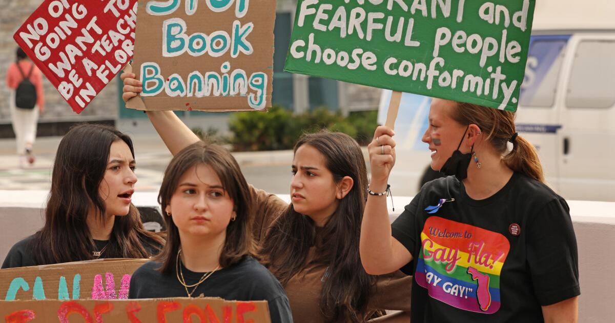 Column: Not satisfied with schools, book banners are now targeting adults’ right to read