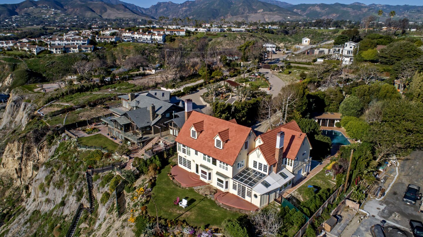 Oscar-winning actor Anthony Hopkins sold his home overlooking the Malibu coast for $10.5 million, $1 million shy of what it listed for in February. He bought the home in 2001 for $3.795 million.