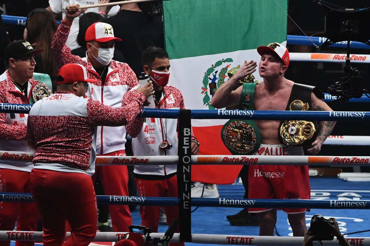 December 19, 2020; San Antonio, TX; Saul Alvarez 