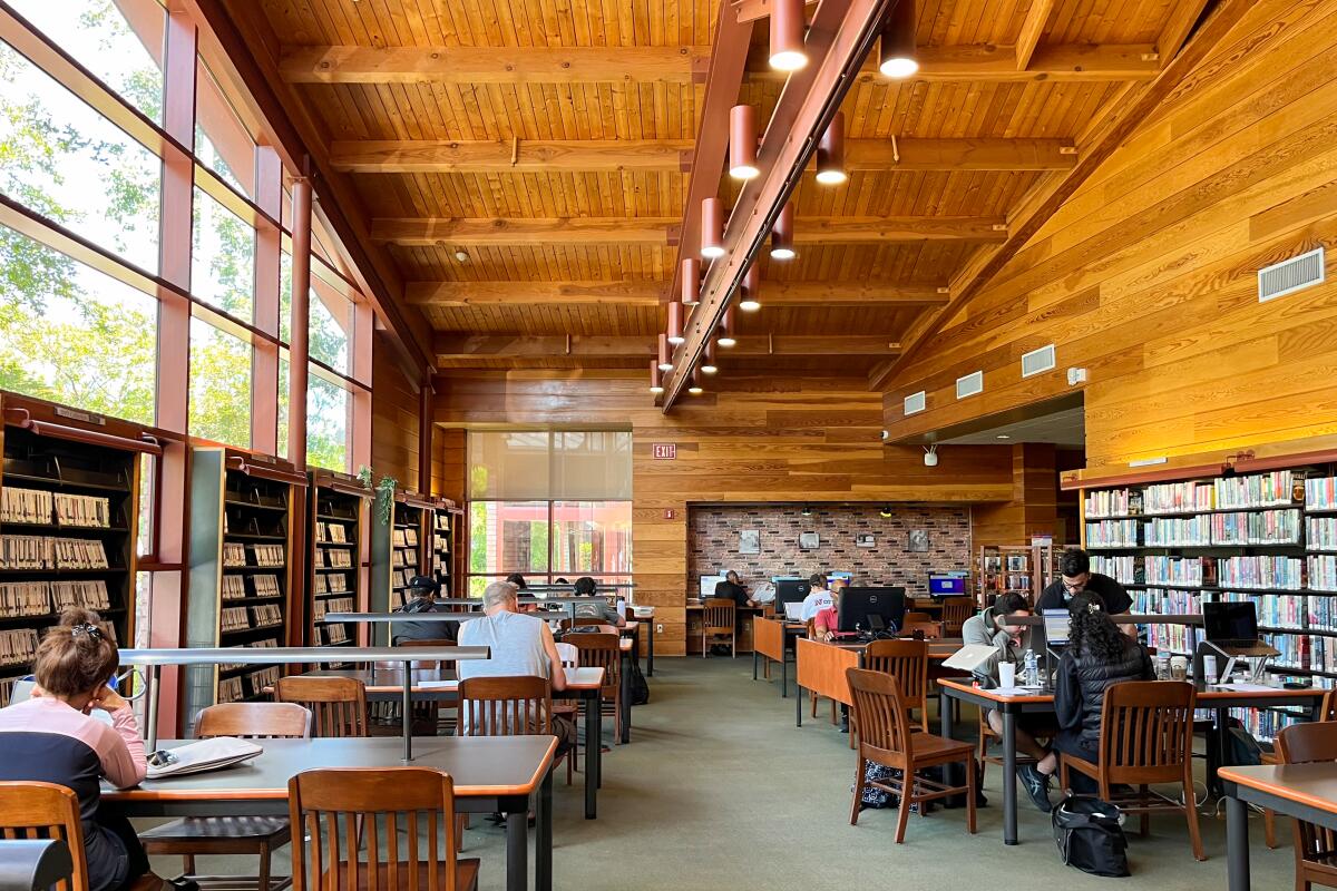 Best L.A. libraries to work in with AC and inspiring looks Los
