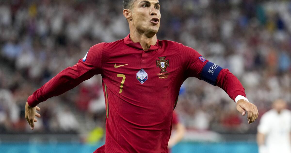 Com mais um recorde de Cristiano, Portugal junta-se à França