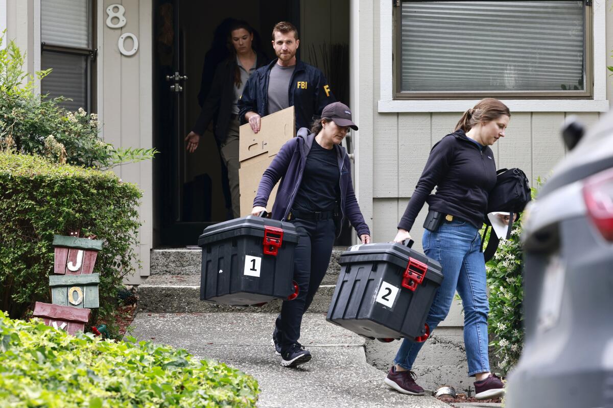 FBI agents raid a home on Maiden Lane where Oakland Mayor Sheng Thao allegedly lives in Oakland.