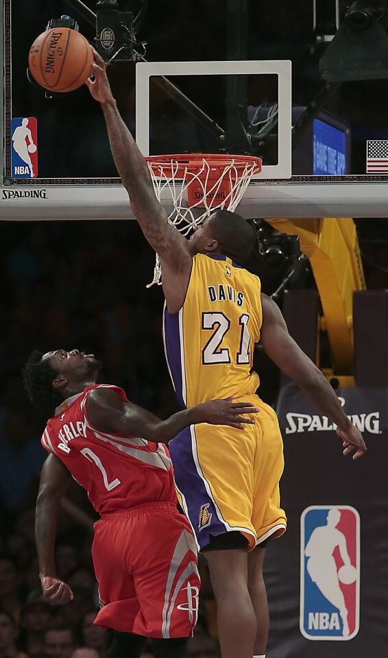 Ed Davis, Patrick Beverley