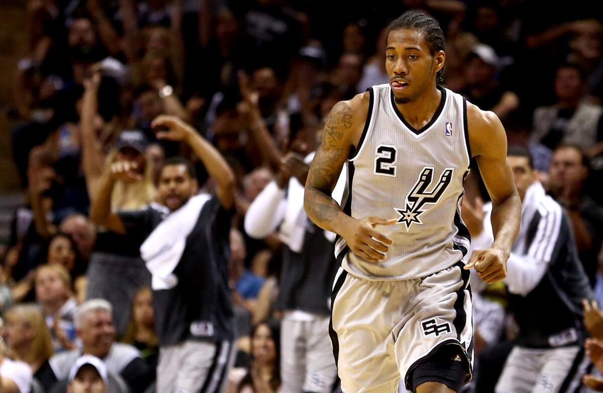 San Antonio Spurs' Kawhi Leonard scored 18 points on 7-of-10 shooting in Game 1 against the Memphis Grizzlies.