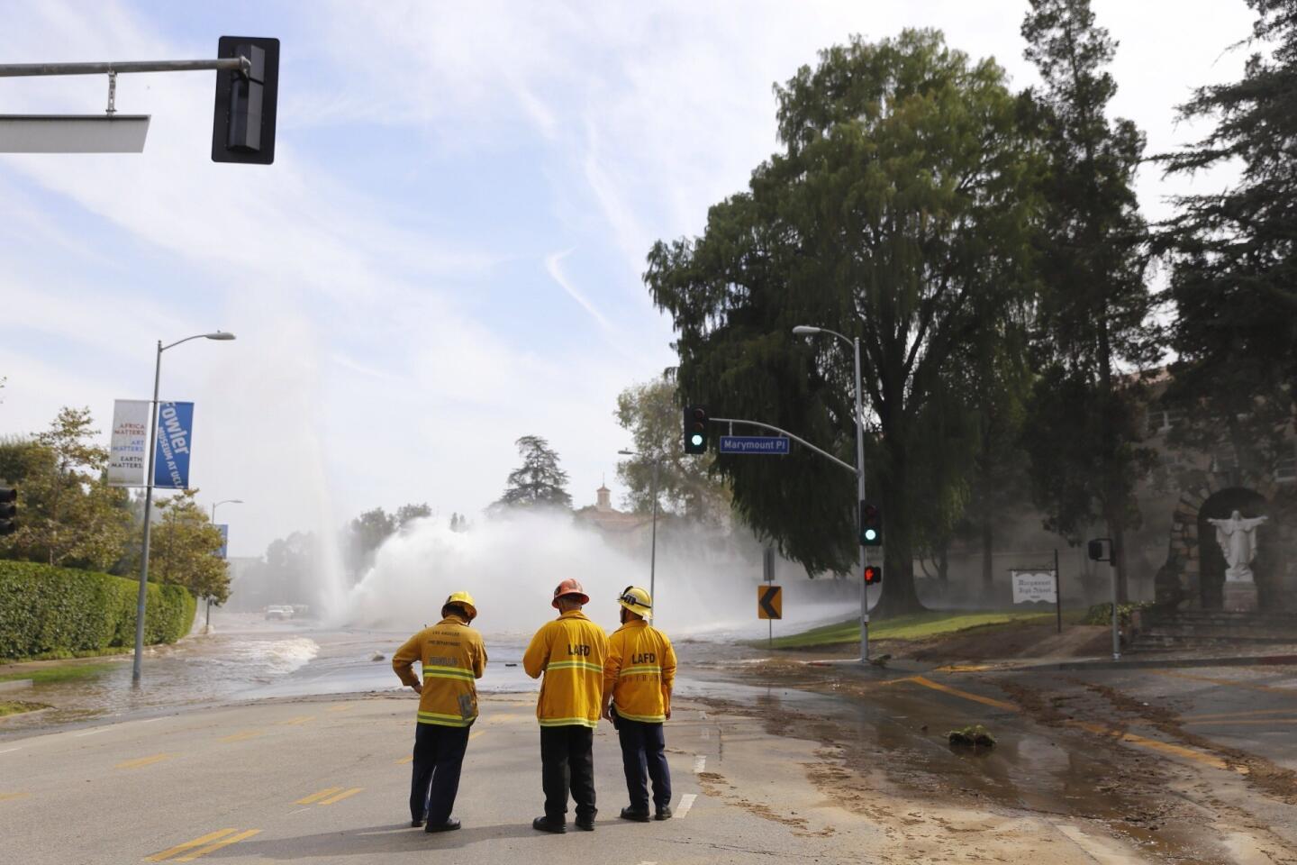 Under move-out pressure, UCLA students create mountains of debris - Los  Angeles Times