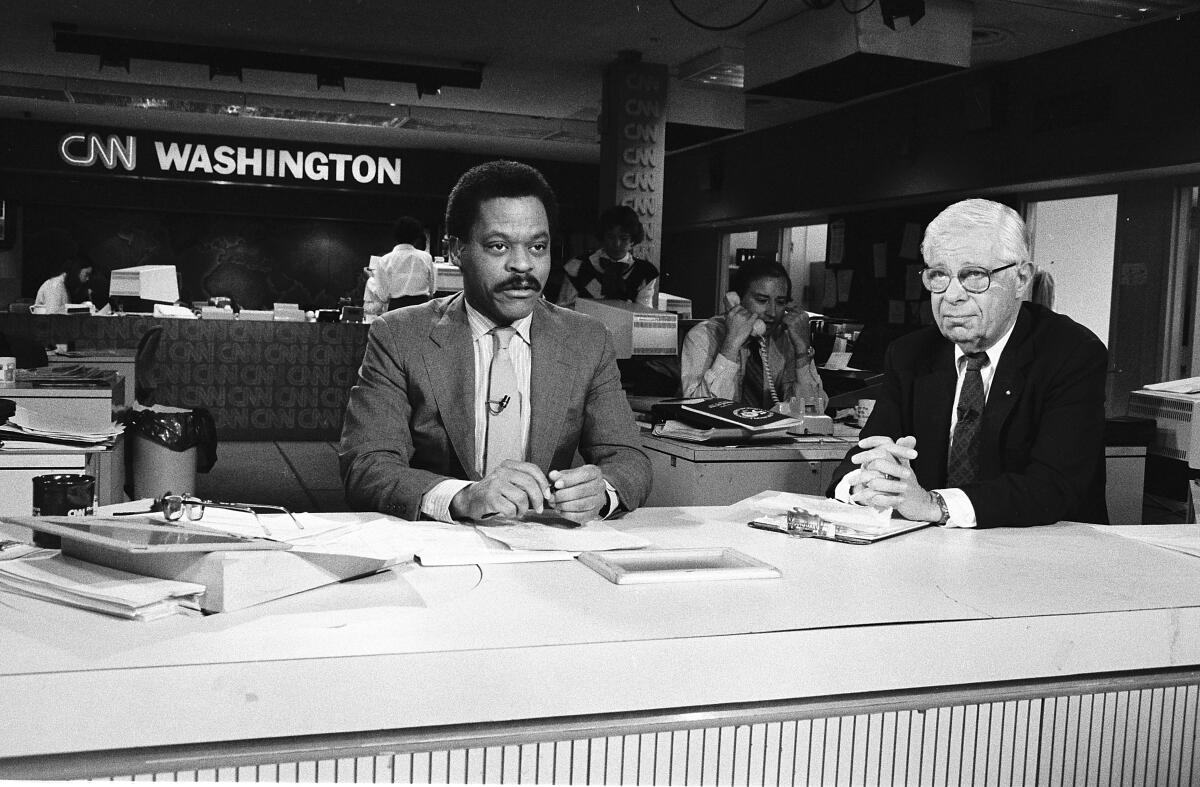 Bernard Shaw, CNN's Lead Anchor for 20 Years, Dies at 82 - The New York  Times