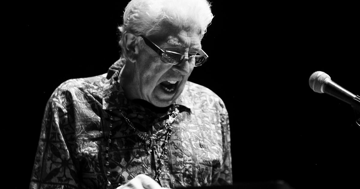 Vibrant crowd enjoying the Del Mar Fair Concerts in 2025