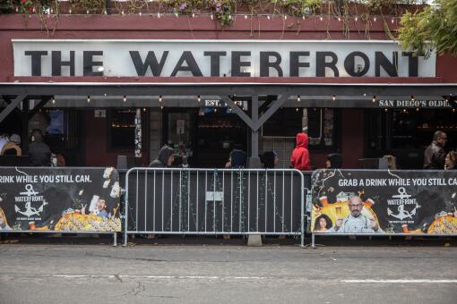 SAN DIEGO, CA - JANUARY 25: The Waterfront Bar and Grill has reopened for outdoor dining after Gov. Gavin Newsom lifted the stay at home order on Monday, Jan. 25, 2021 in San Diego, CA. (Jarrod Valliere / The San Diego Union-Tribune)