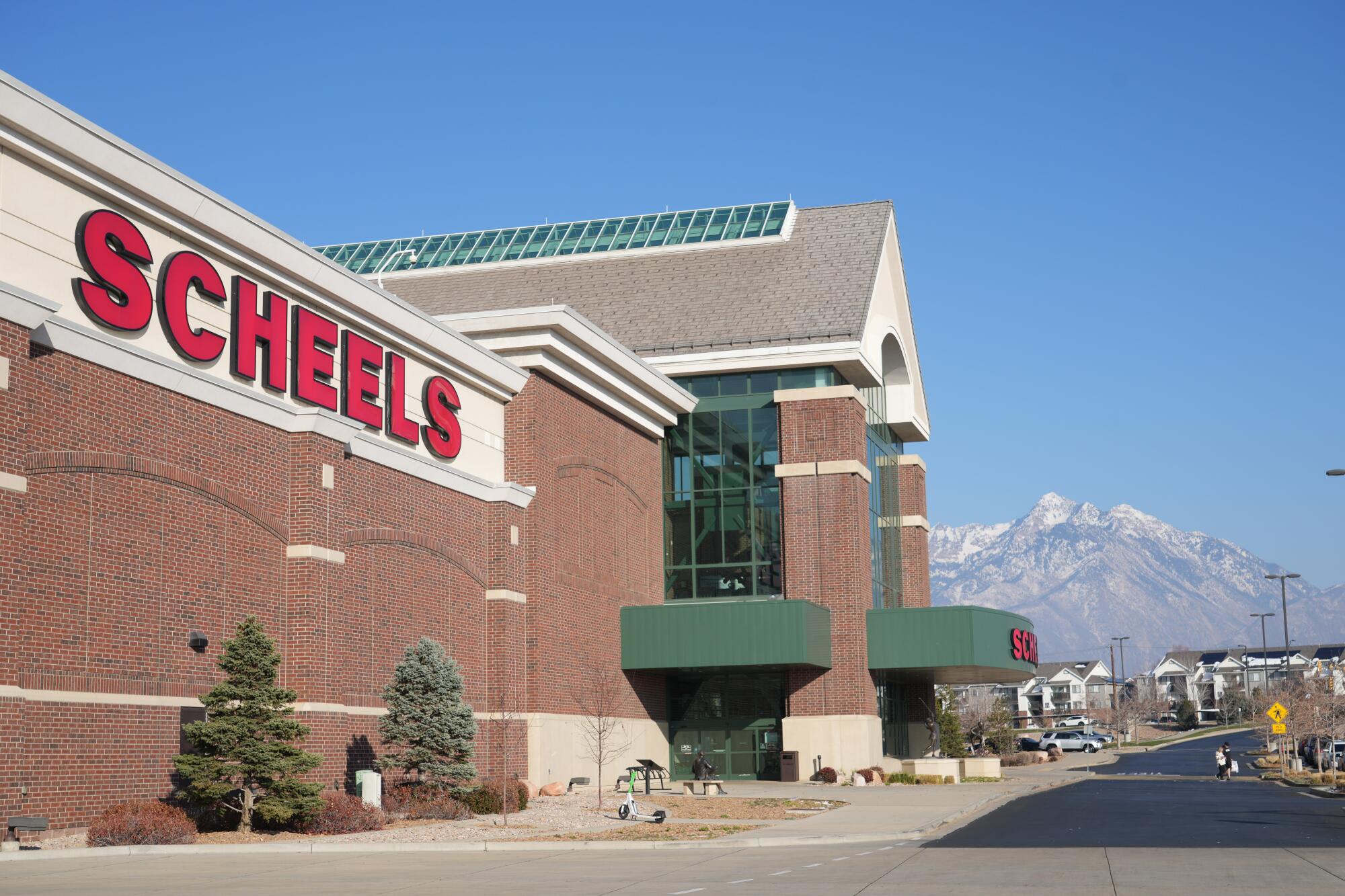 The outside of a Scheels sporting goods store.