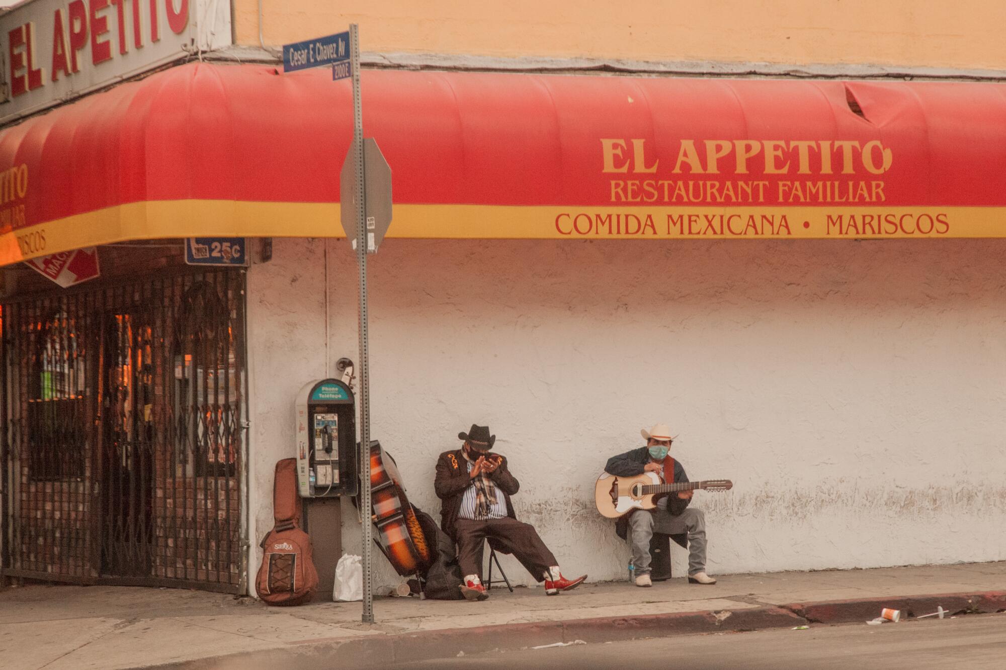 "April 19, 2020 — La enorme distancia" by Rafael Cardenas