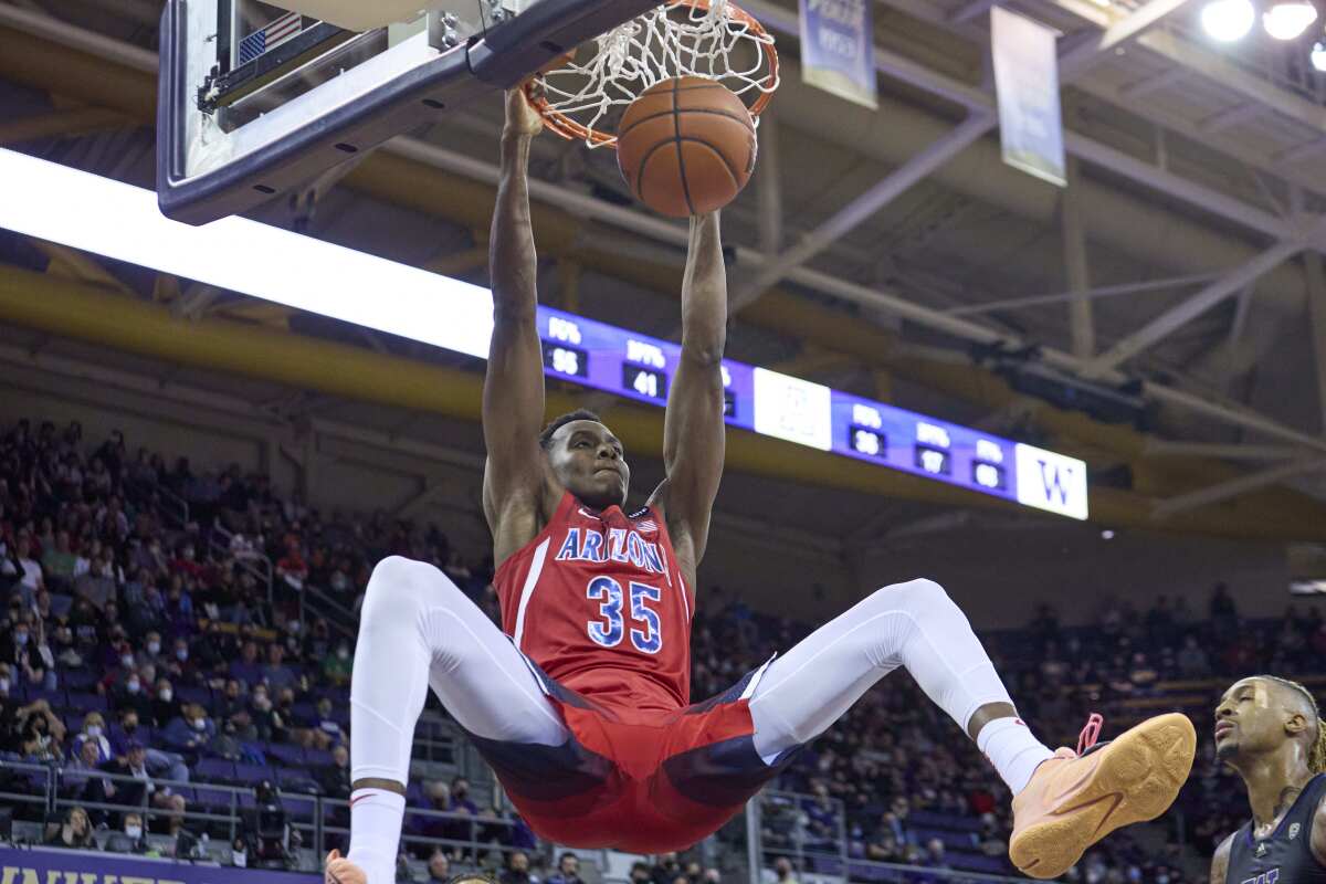 Arizona's Christian Koloko.