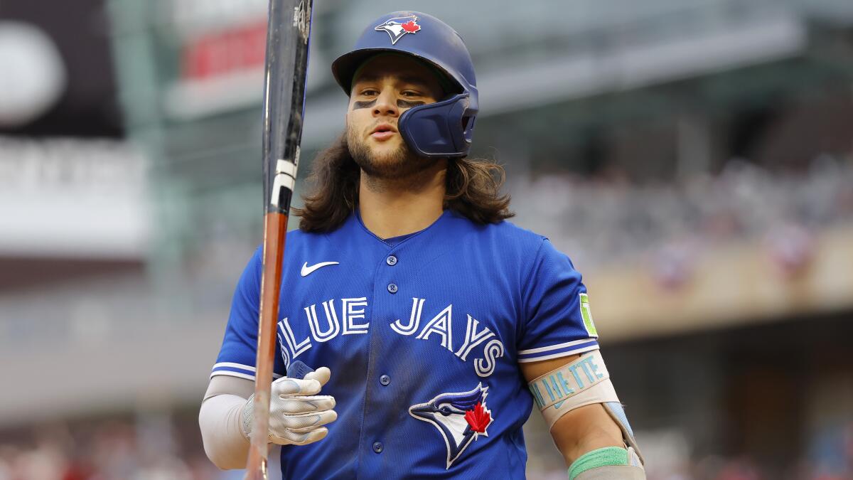 Seven Blue Jays land in poll of baseball's top 100 players