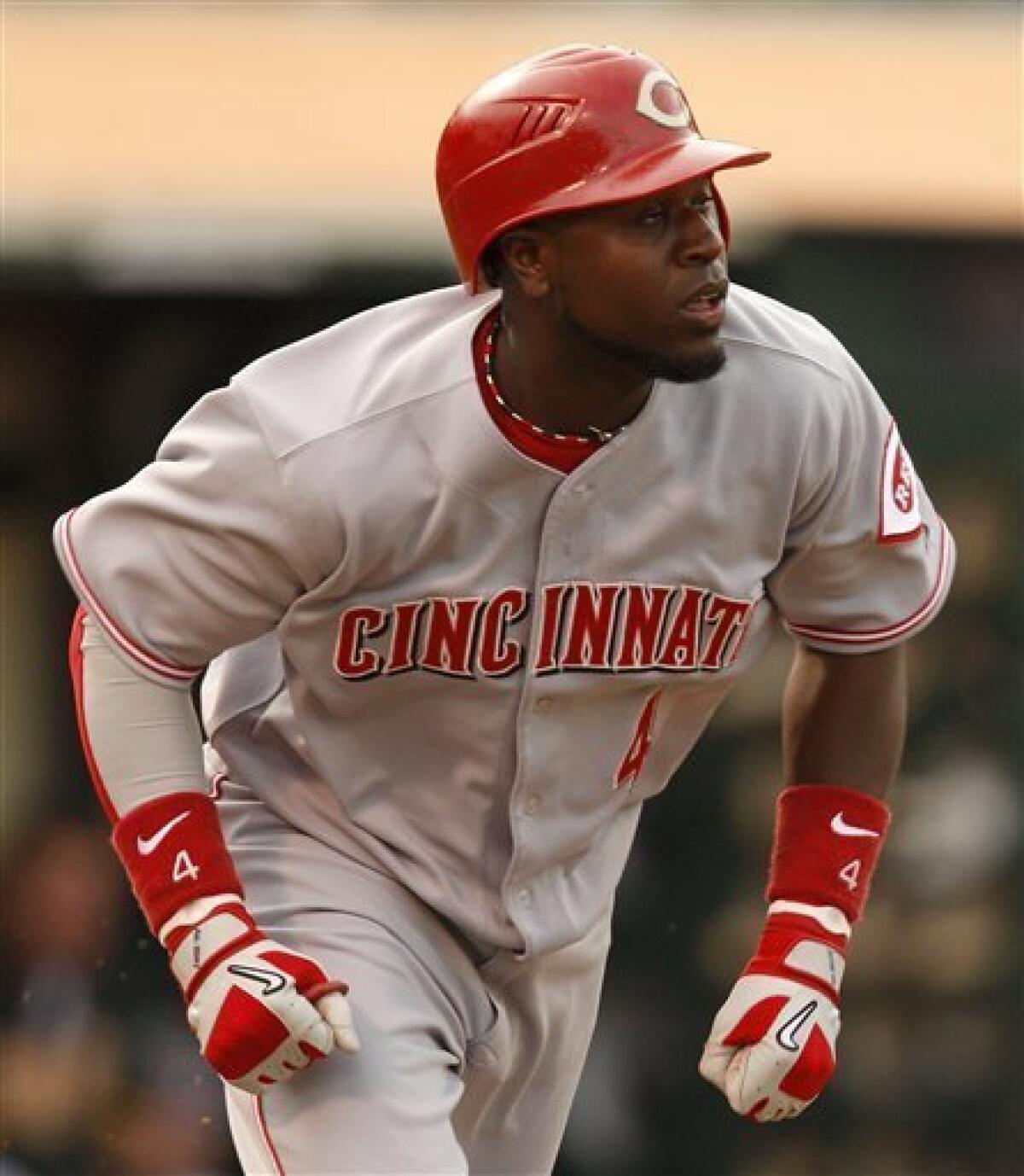 What options do the Cincinnati Reds have with Brandon Phillips
