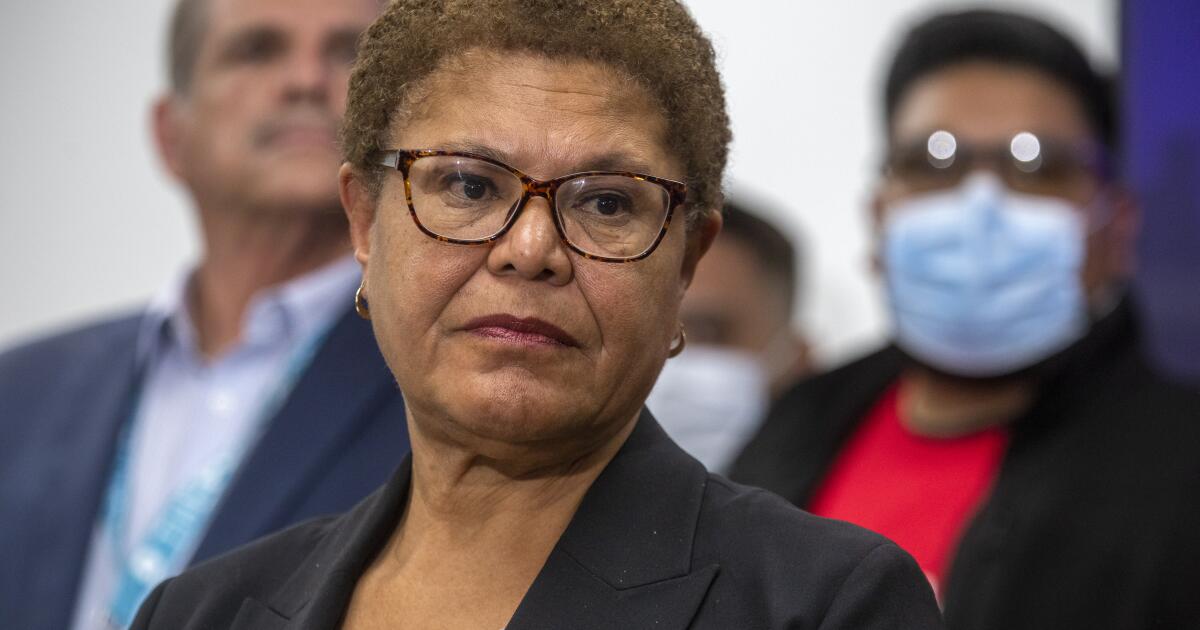 Homelessness is rife in LA, with Mayor Karen Bass debating back Homelessness is rife in LA, with Mayor Karen Bass debating back