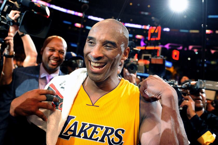 What's not to smile about? Kobe Bryant's last NBA game drew a host of celebrities.
