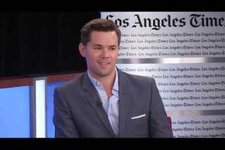 'Girls' star Andrew Rannells on what it's like to film a romantic date scene in Times Square