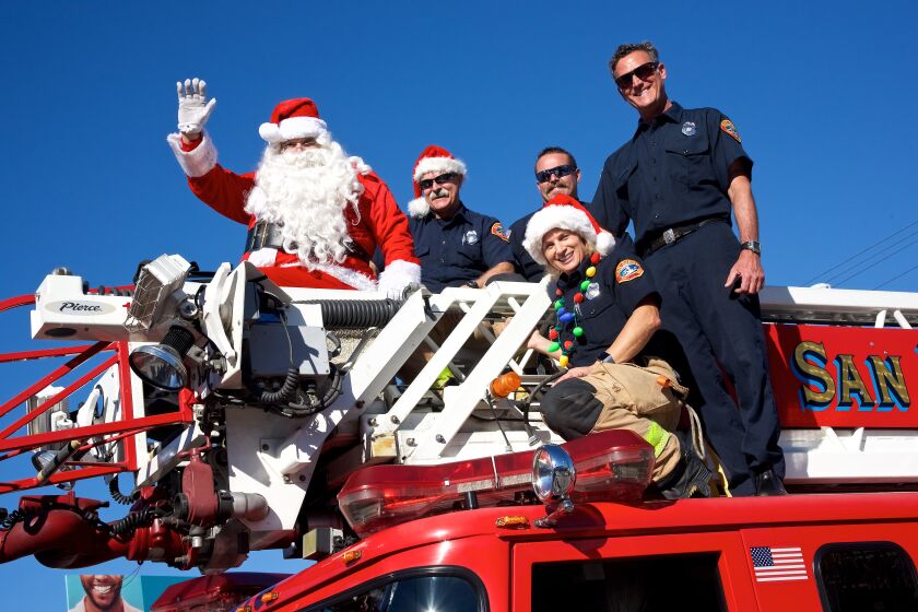 Pacific Beach Holiday Parade Come see the floats, marching bands, color guards, community groups, civic leaders and Santa Claus, 1-3 p.m. Saturday, Dec. 14, starting at Garnet Avenue and Haines Street, then winding along Bayard Street. Parade follows the San Diego Santa Run, San Diego’s most festive 5K! (See calendar listing for details.) pacificbeach.org
