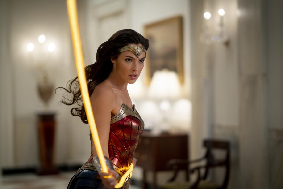 Gal Gadot's Wonder Woman swings a golden lasso